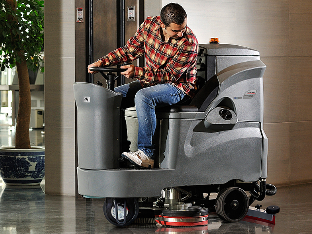 車站用洗地車的好處有哪些？